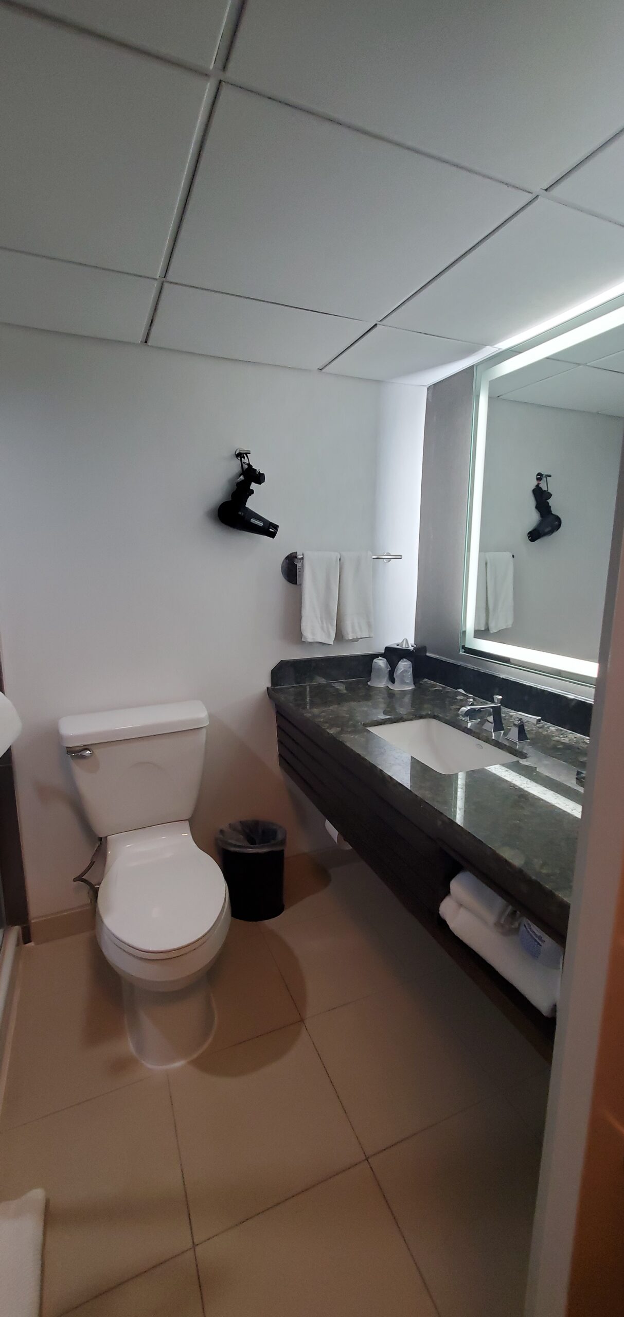 Bethesda Marriott - Photo 13
