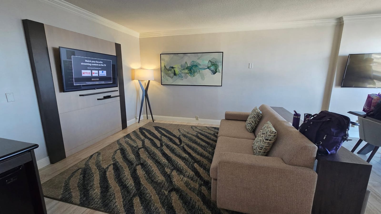 Los Angeles Airport Marriott - Photo 2
