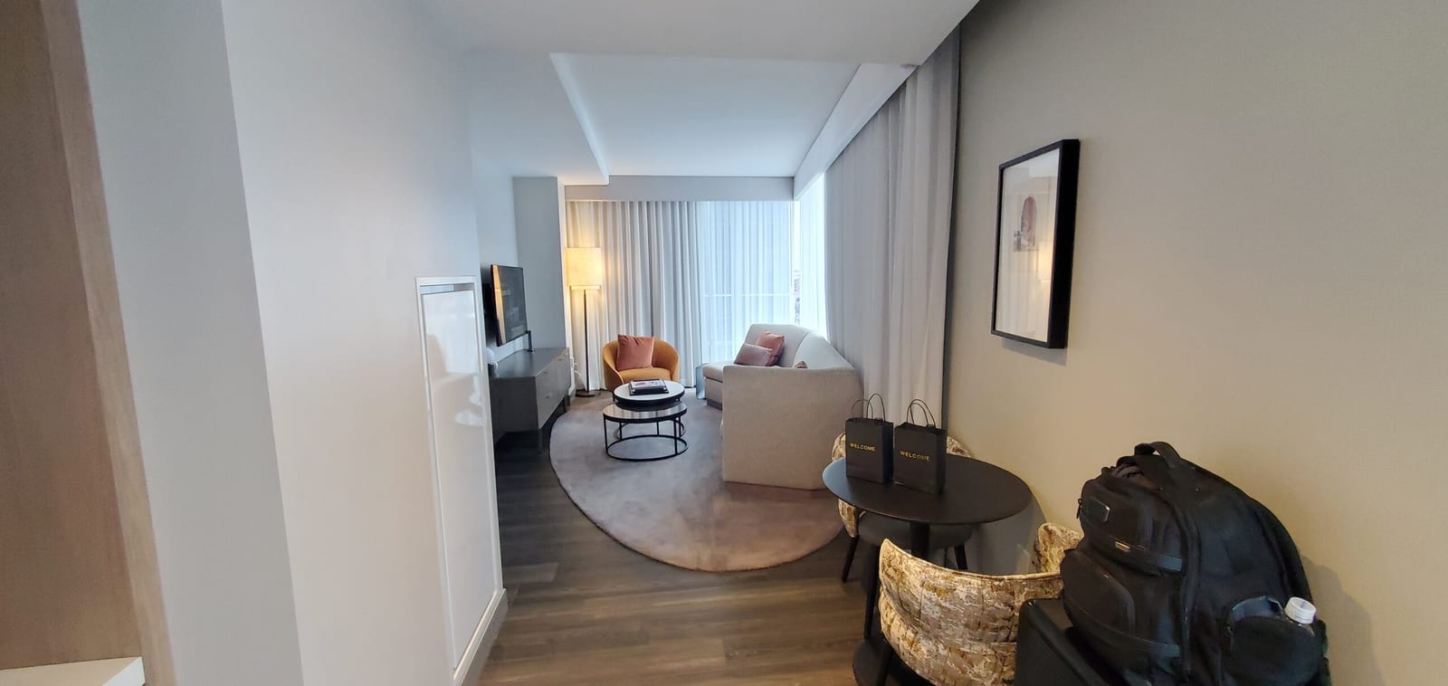 Room 732 1-Bedroom King Corner Suite living room panoramic