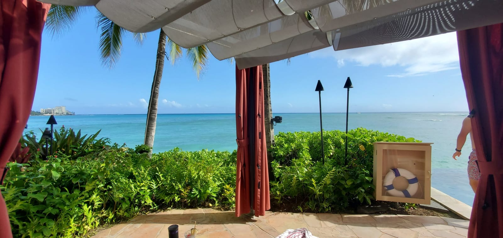 Sheraton Waikiki Beach Resort - Photo 6