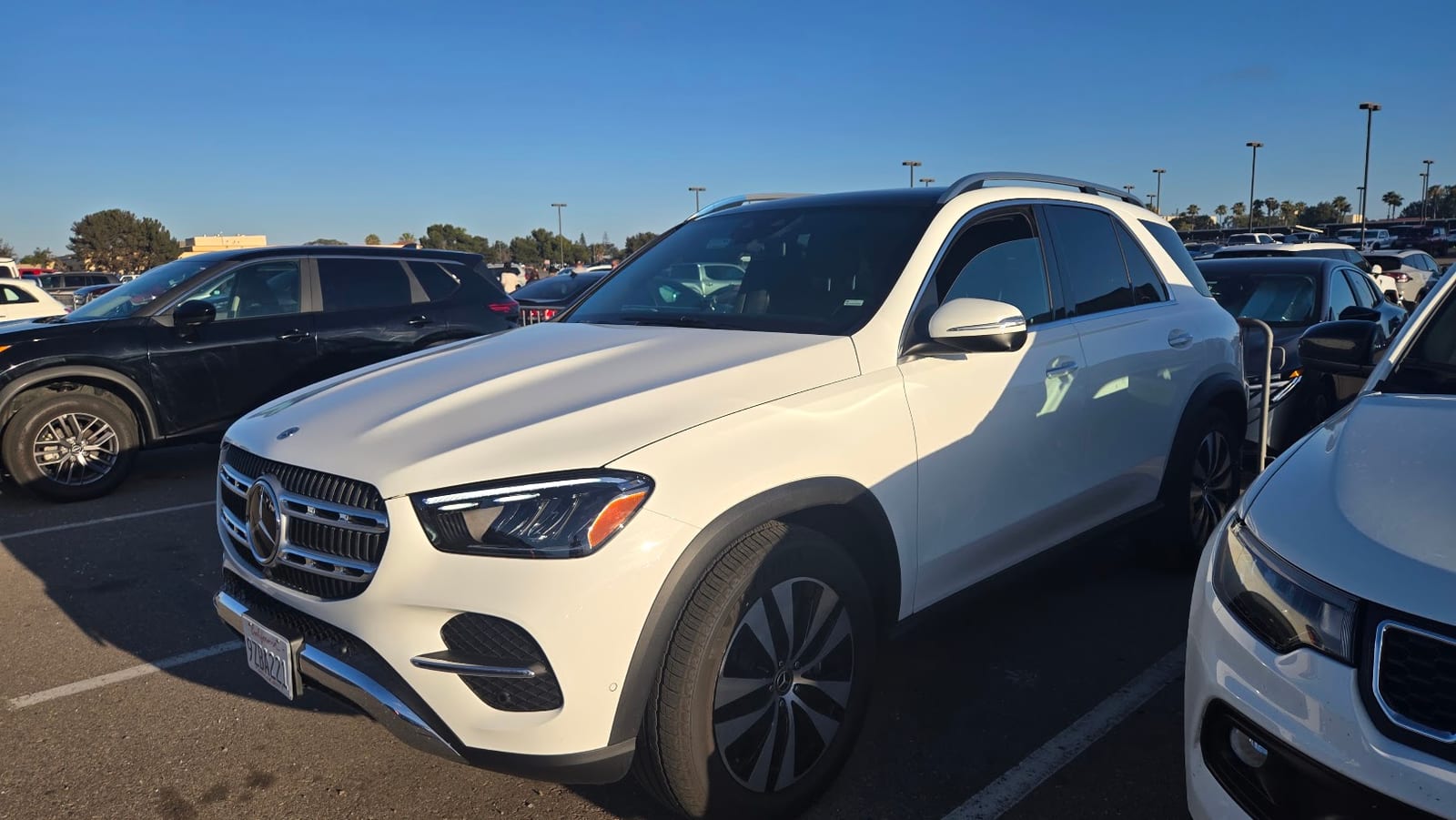 2026 Mercedes-Benz GLE 350 4MATIC (JFAR) - Photo 2