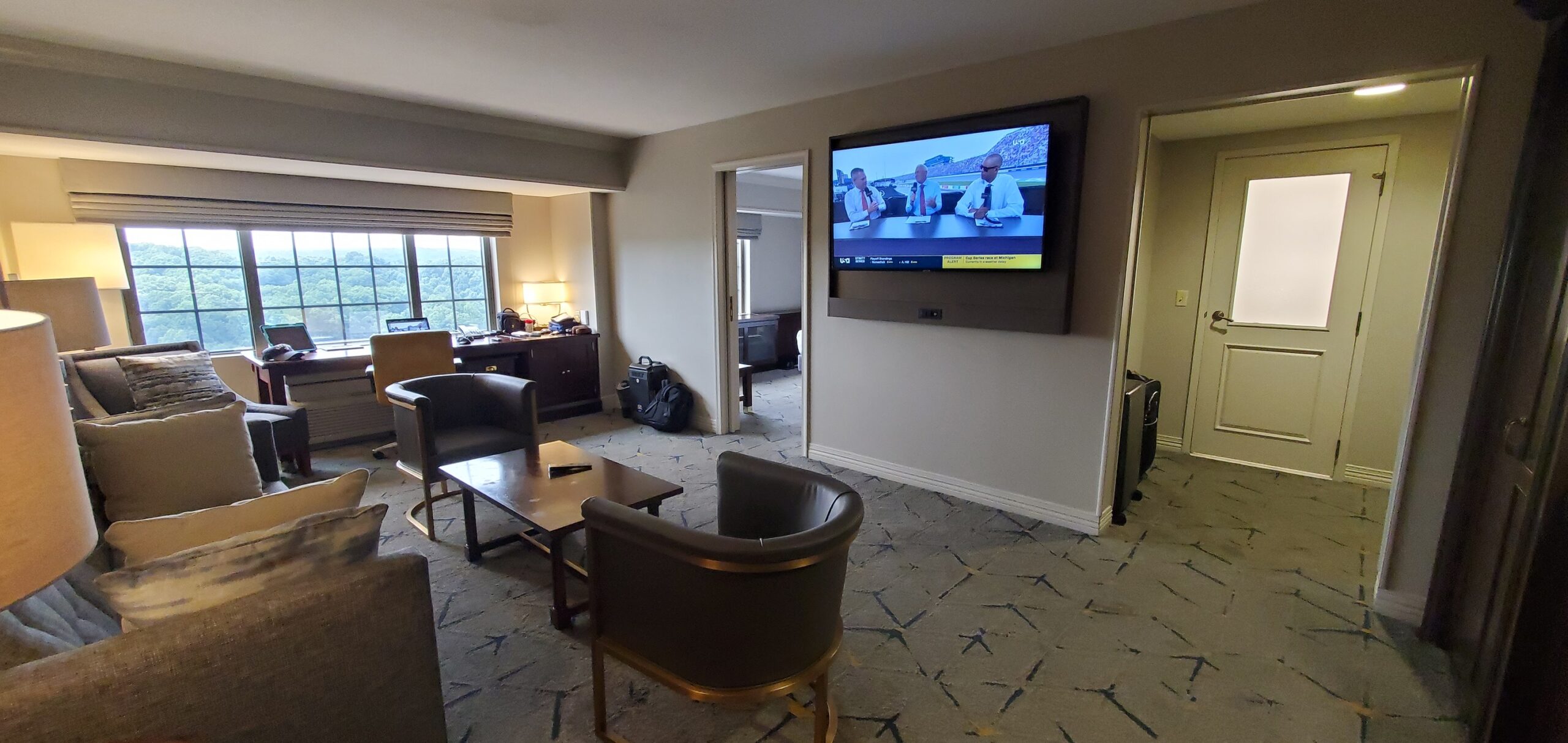 Sheraton BWI Suite Upgrade Living Room